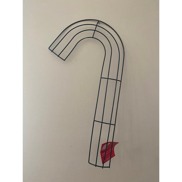 14” Winter Christmas Candy Cane Wreath Form Wreath Frame Wreath Base Wall Door - Picture 1 of 4